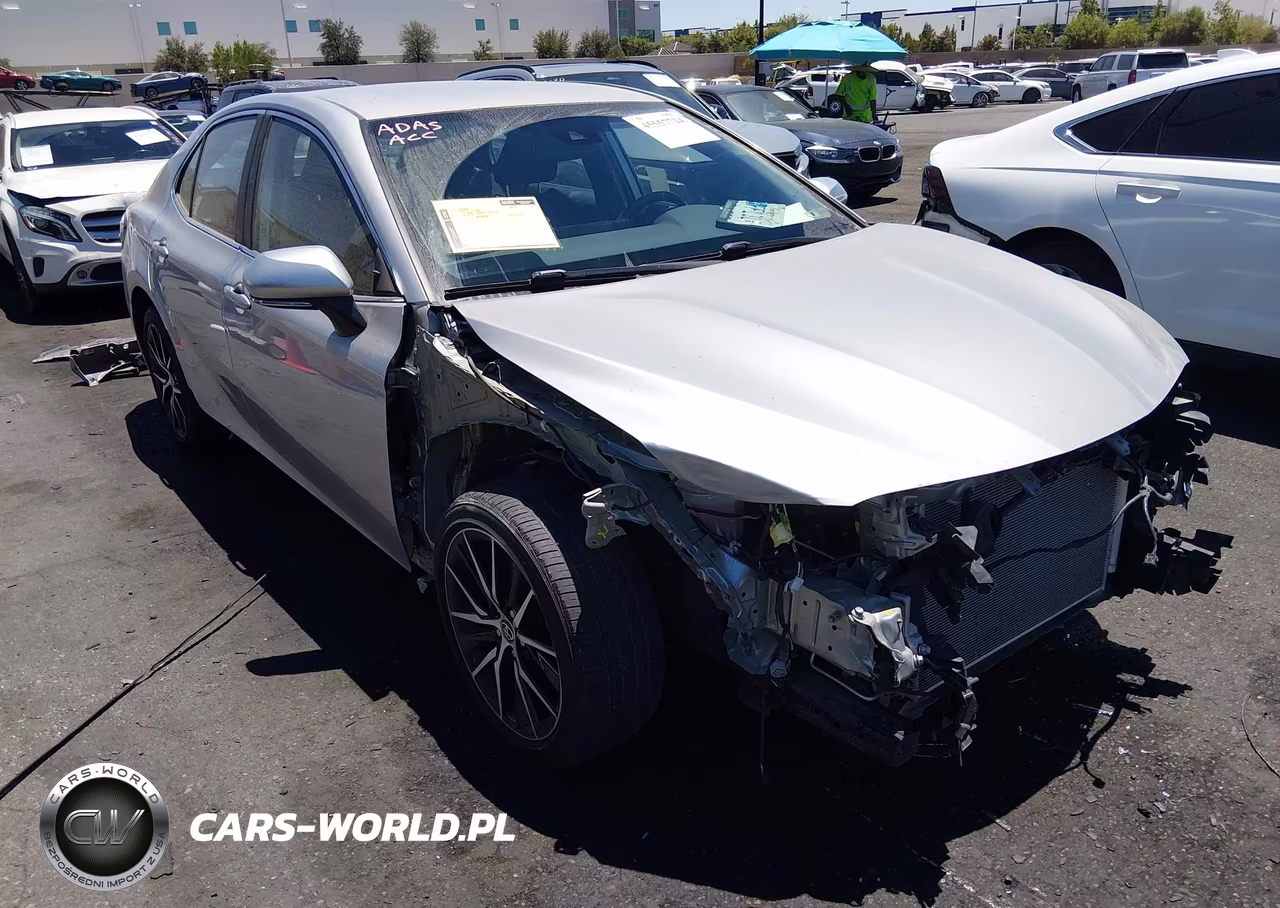 2021 Toyota Camry Se – zdjęcie 1 z 18