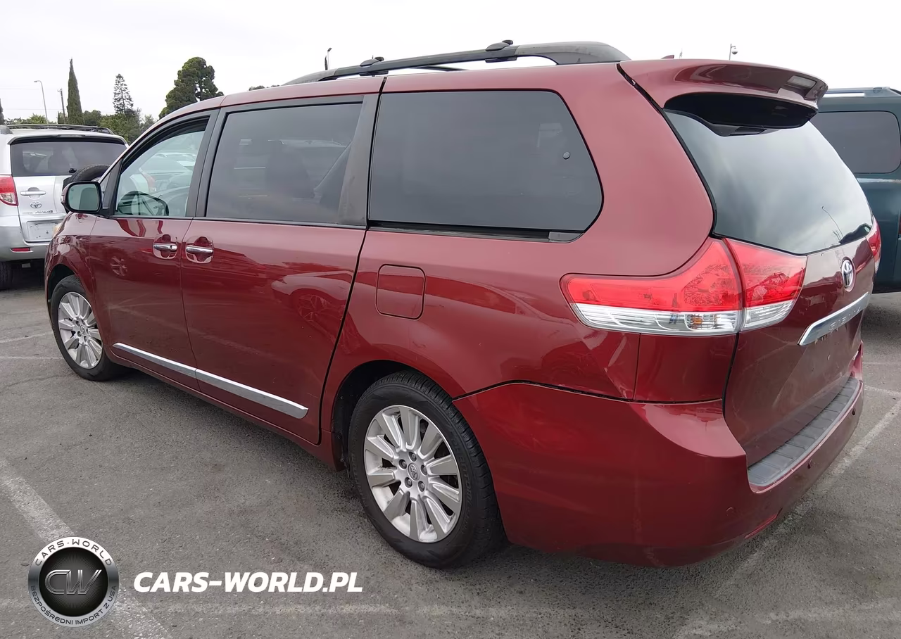 2013 Toyota Sienna Limited V6 7 Passenger VIN:5TDYK3DC8DS397155 - 3
