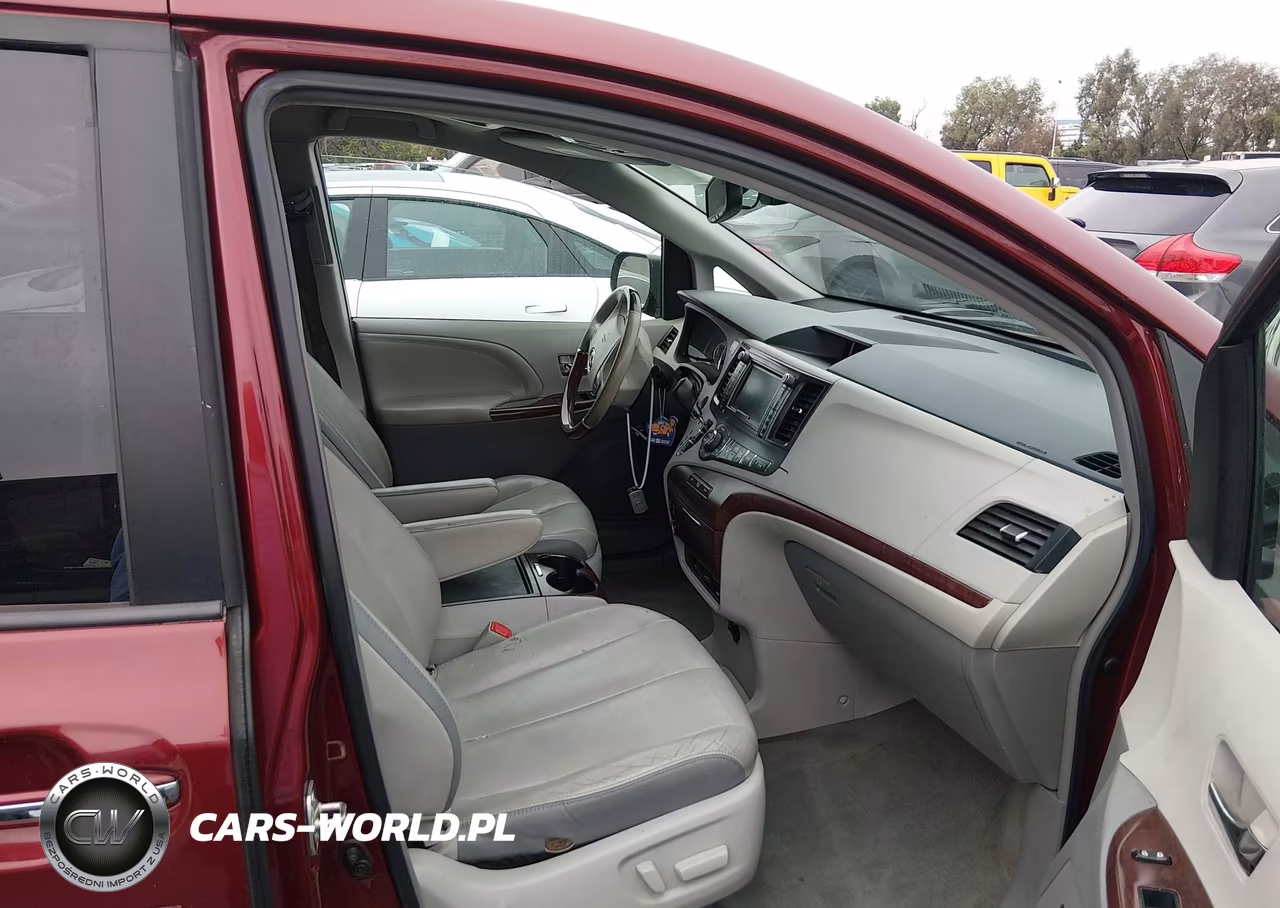 2013 Toyota Sienna Limited V6 7 Passenger VIN:5TDYK3DC8DS397155 - 5