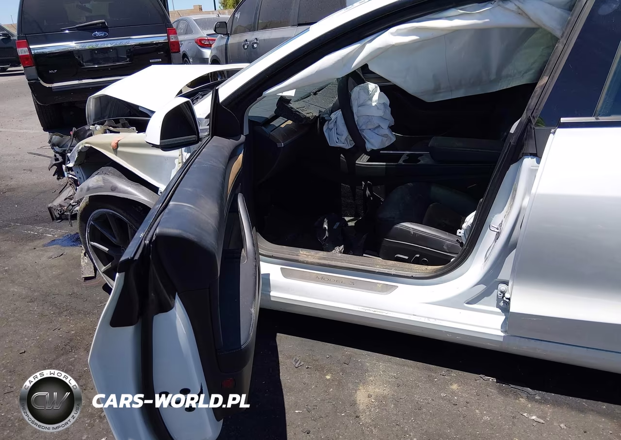 2023 Tesla Model 3 Rear-Wheel Drive VIN:5YJ3E1EA5PF662836 - 5