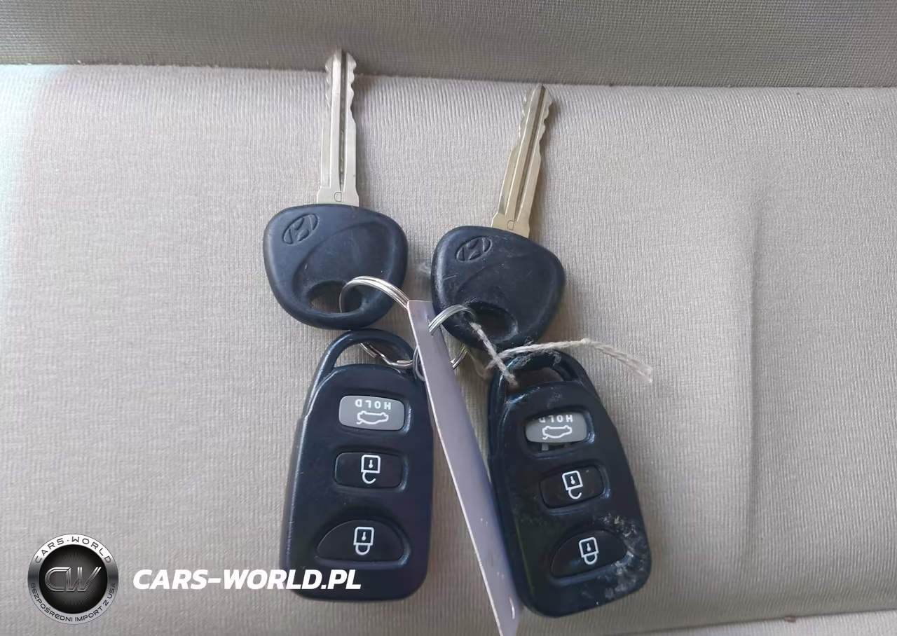 2009 Hyundai Elantra Gls VIN:KMHDU46D59U757937 - 11