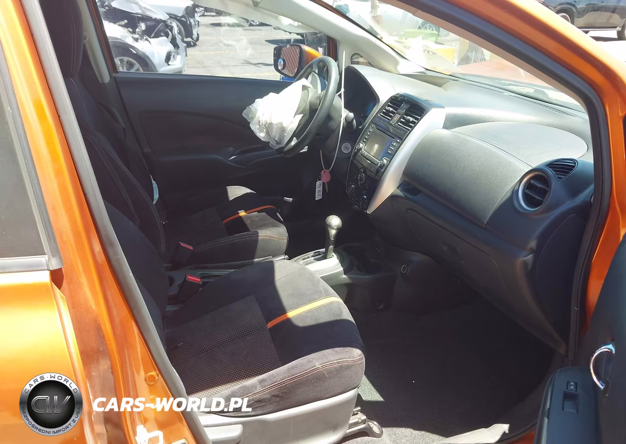 2017 Nissan Versa Note Sr VIN:3N1CE2CP5HL378609 - 5