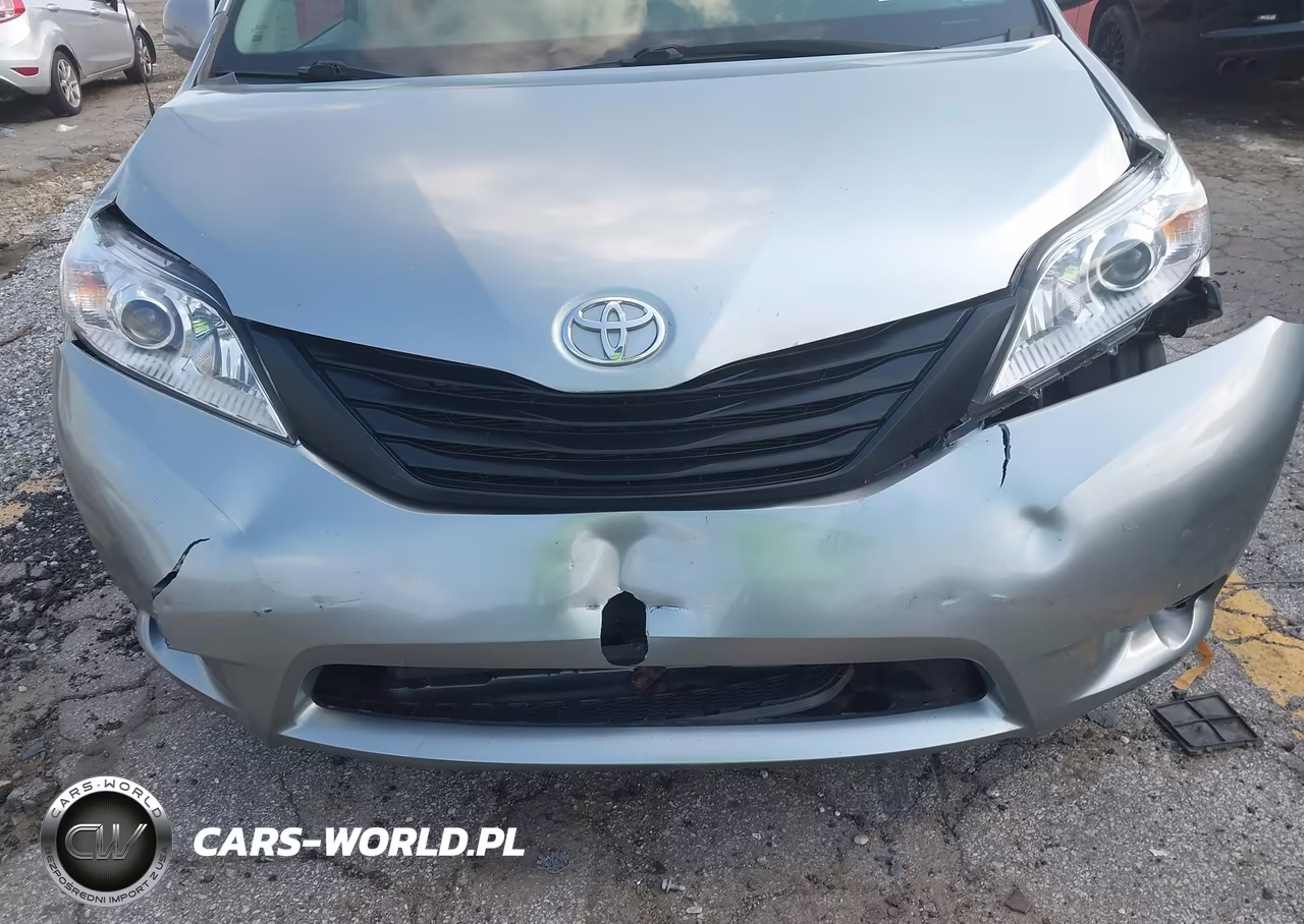 2014 Toyota Sienna Le V6 8 Passenger VIN:5TDKK3DC2ES414233 - 6