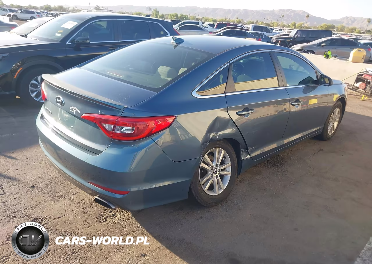 2015 Hyundai Sonata Se VIN:5NPE24AFXFH249542 - 4