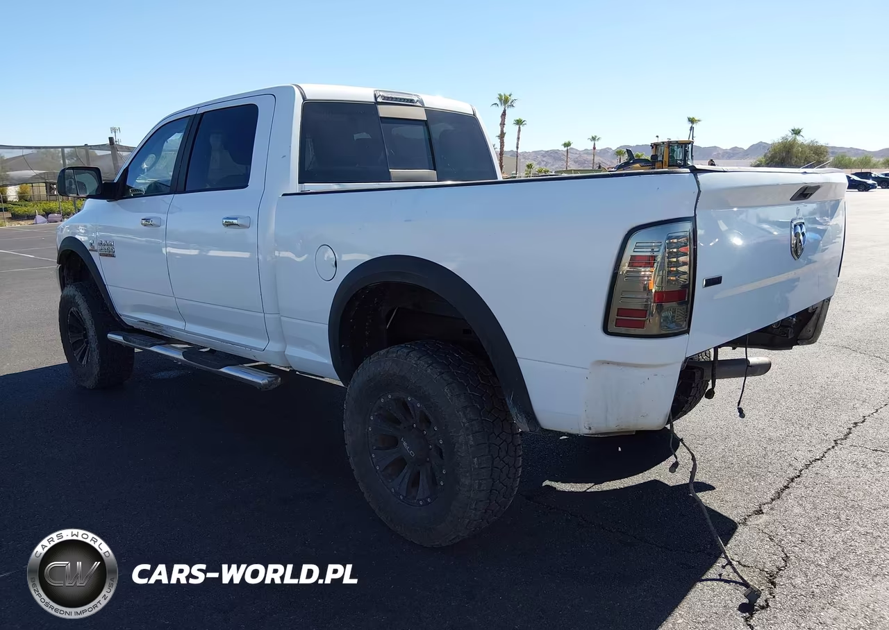 2015 Ram 2500 Slt VIN:3C6UR5DLXFG606832 - 3
