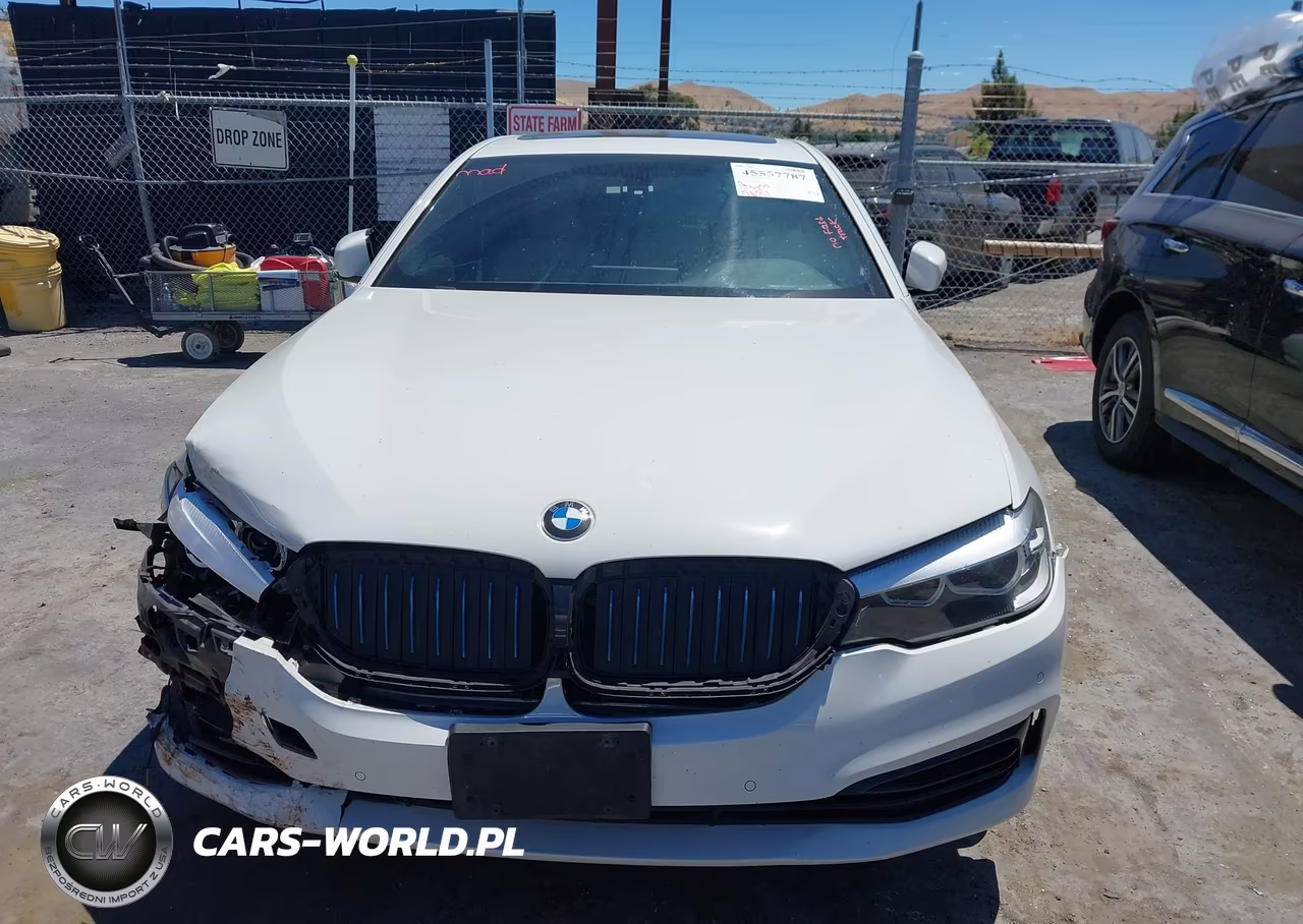 2018 BMW 530E Iperformance VIN:WBAJA9C57JB033514 - 13