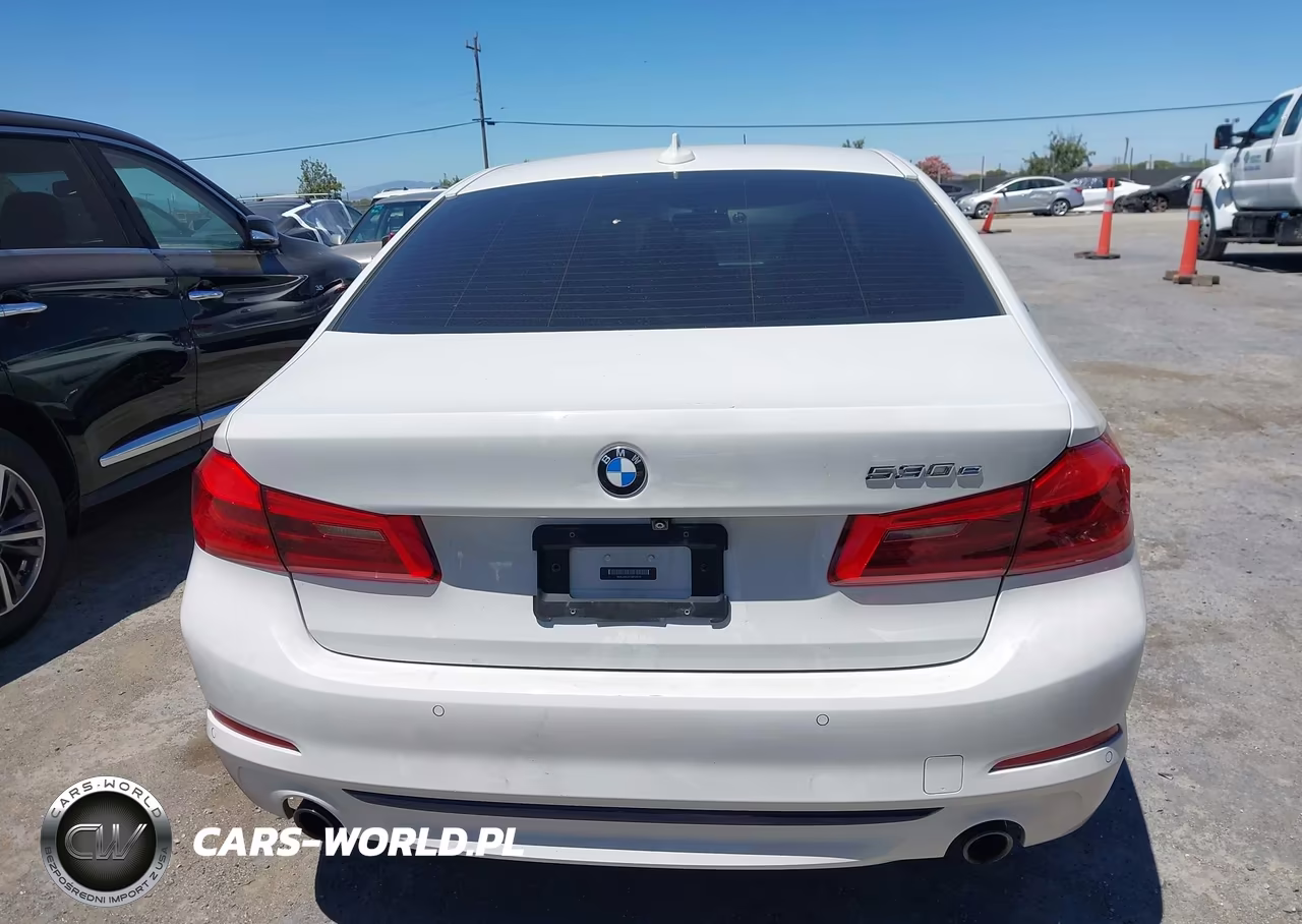 2018 BMW 530E Iperformance VIN:WBAJA9C57JB033514 - 17