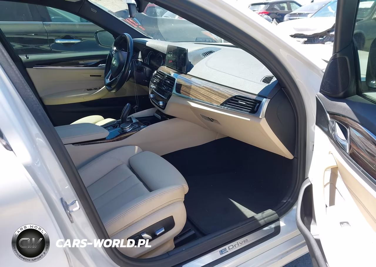 2018 BMW 530E Iperformance VIN:WBAJA9C57JB033514 - 5