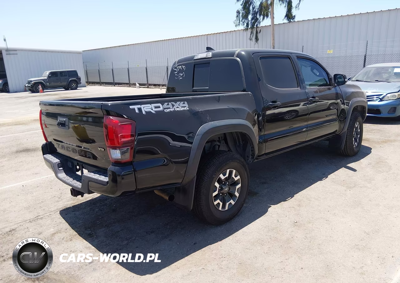 2019 Toyota Tacoma Trd Off Road VIN:3TMCZ5AN6KM225047 - 4