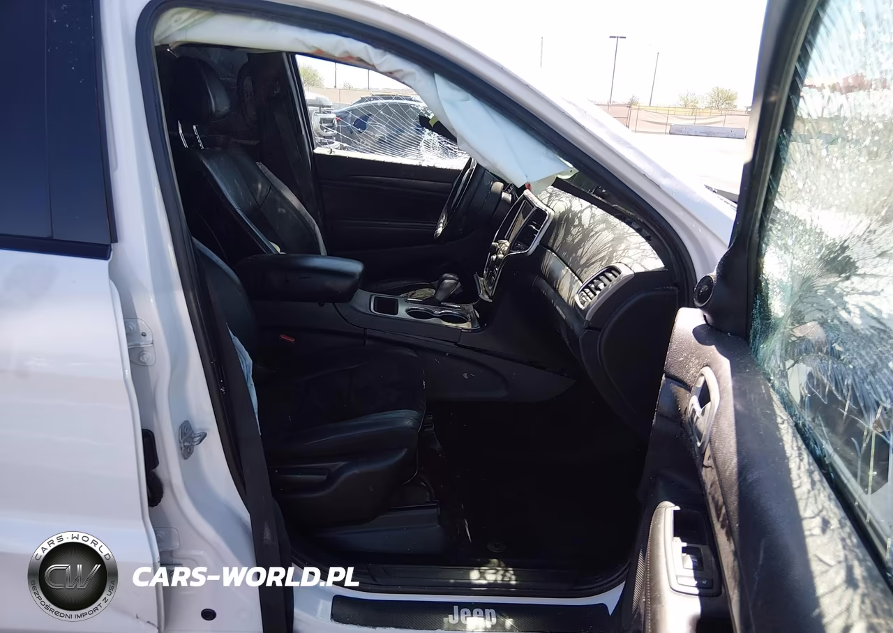 2018 Jeep Grand Cherokee Altitude 4X2 VIN:1C4RJEAG6JC153463 - 5
