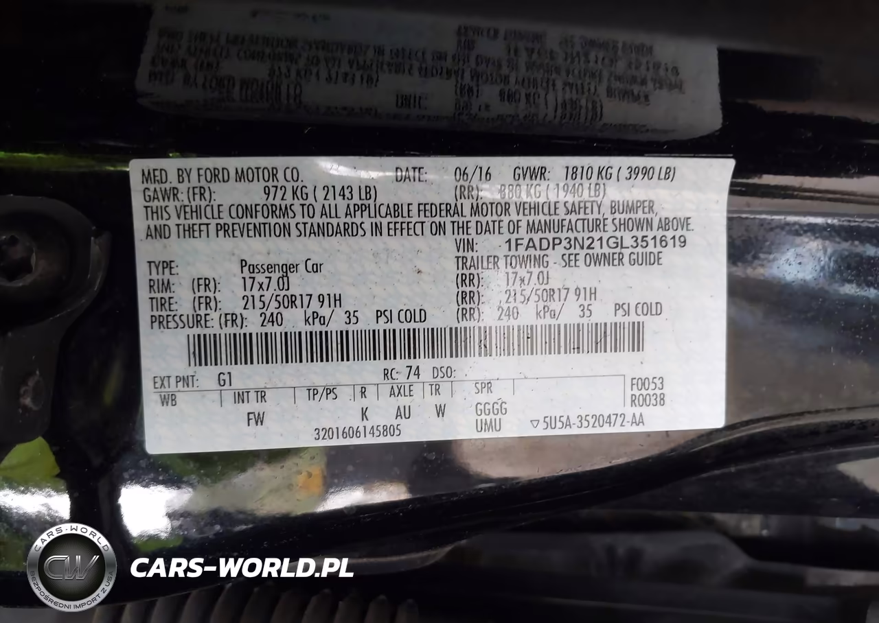 2016 Ford Focus Titanium VIN:1FADP3N21GL351619 - 9