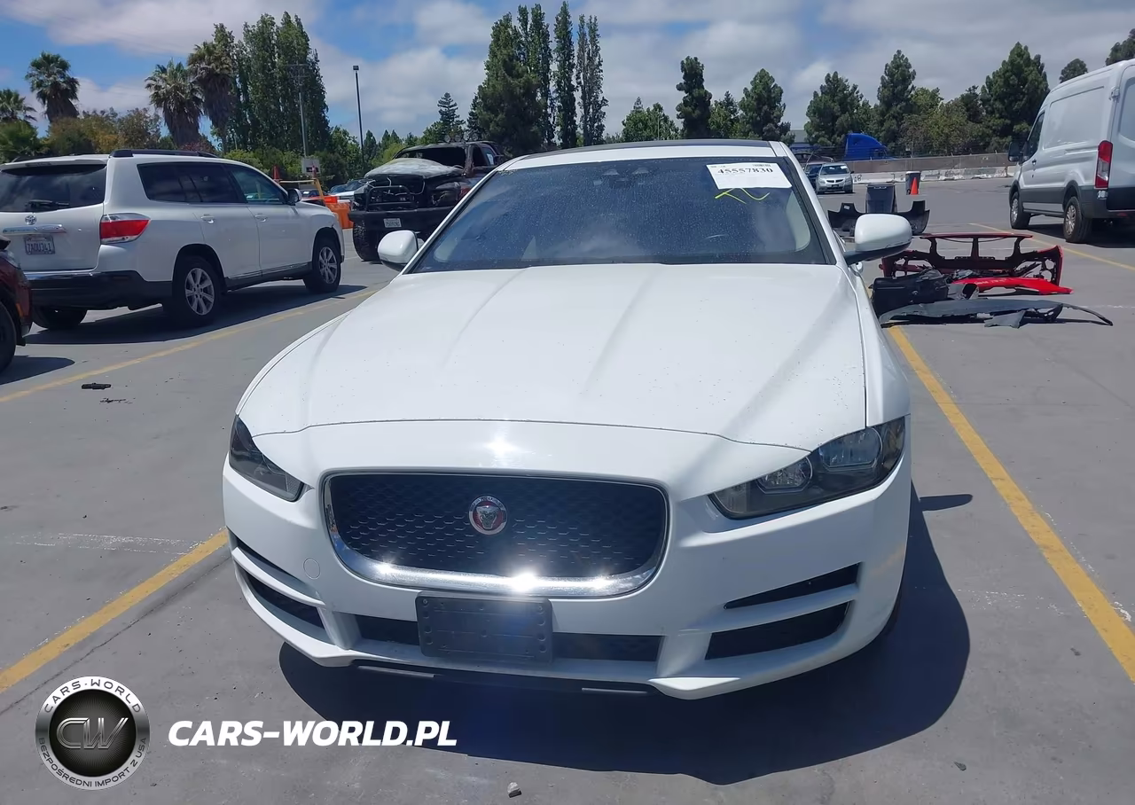 2017 Jaguar Xe 25T Premium VIN:SAJAD4BG1HA965953 - 12