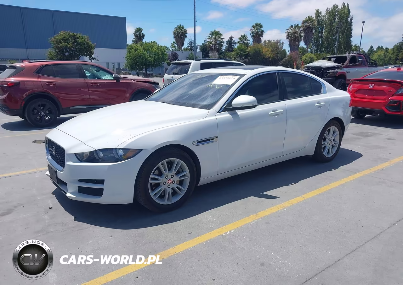 2017 Jaguar Xe 25T Premium VIN:SAJAD4BG1HA965953 - 2