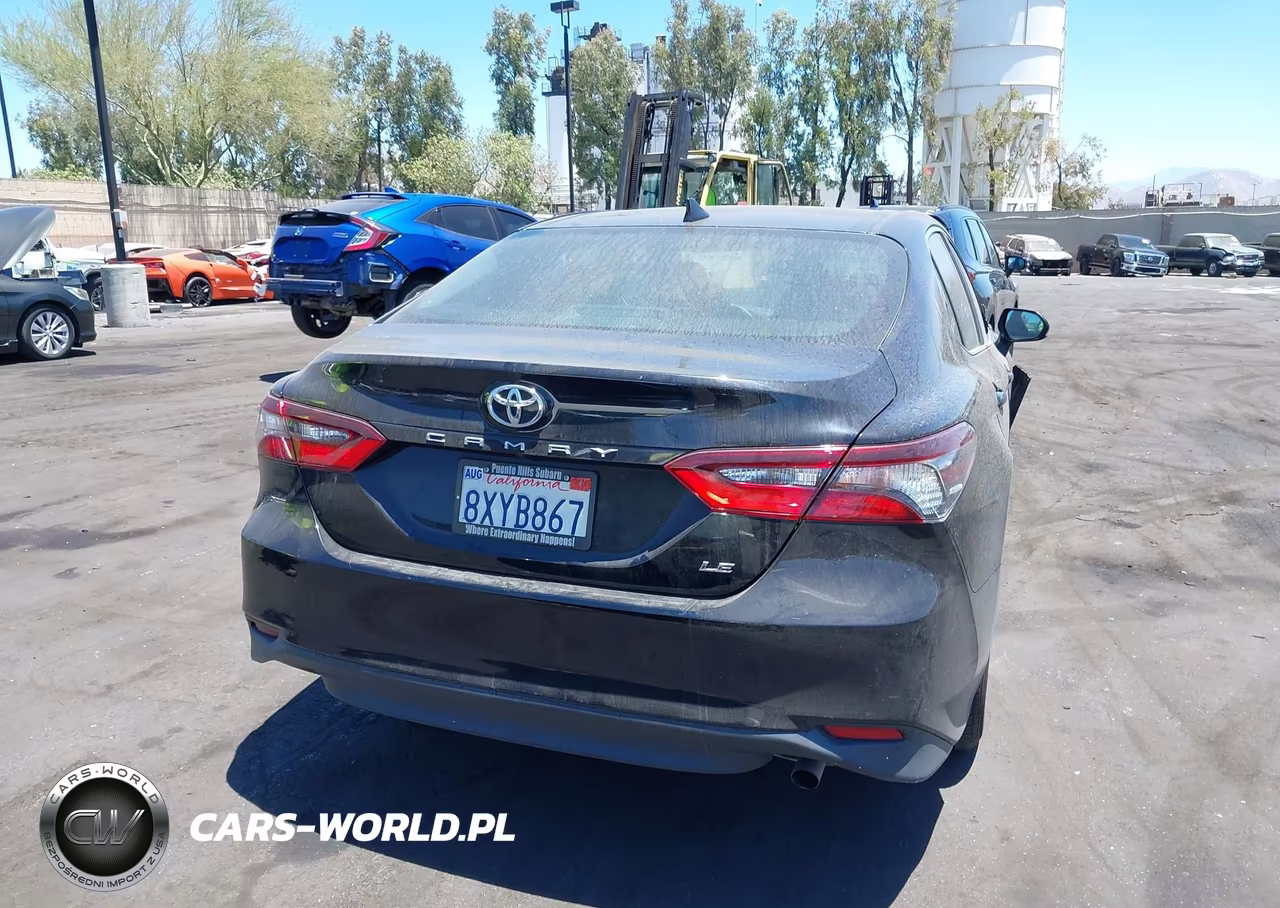 2021 Toyota Camry Le VIN:4T1C11AK1MU497358 - 16