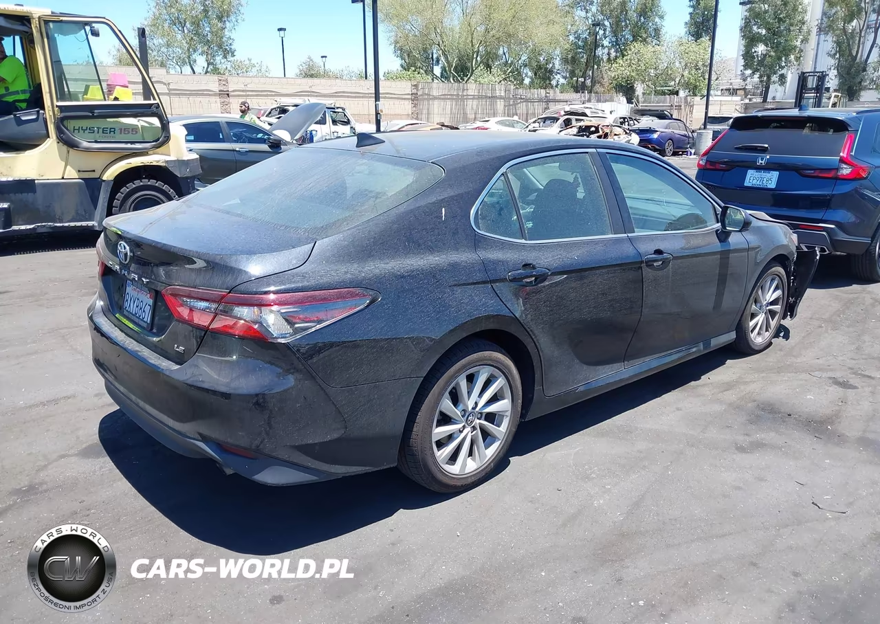 2021 Toyota Camry Le VIN:4T1C11AK1MU497358 - 4