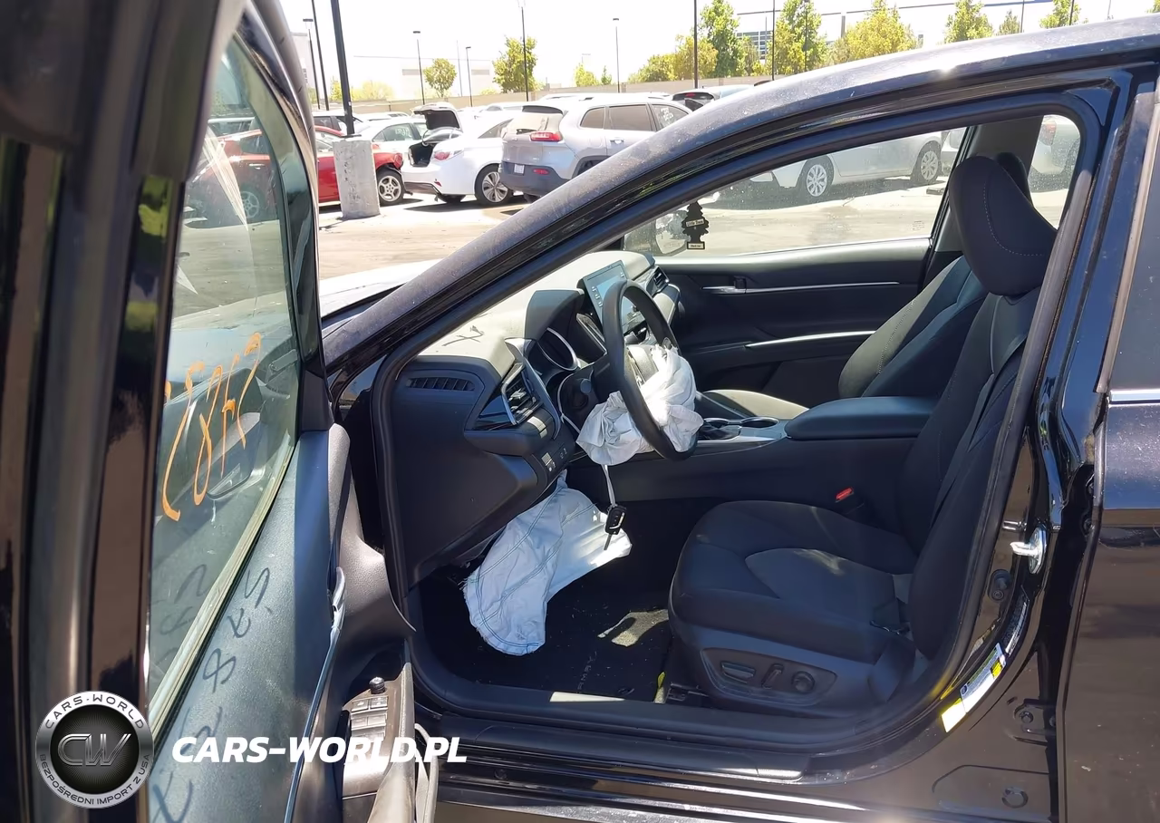 2021 Toyota Camry Le VIN:4T1C11AK1MU497358 - 5