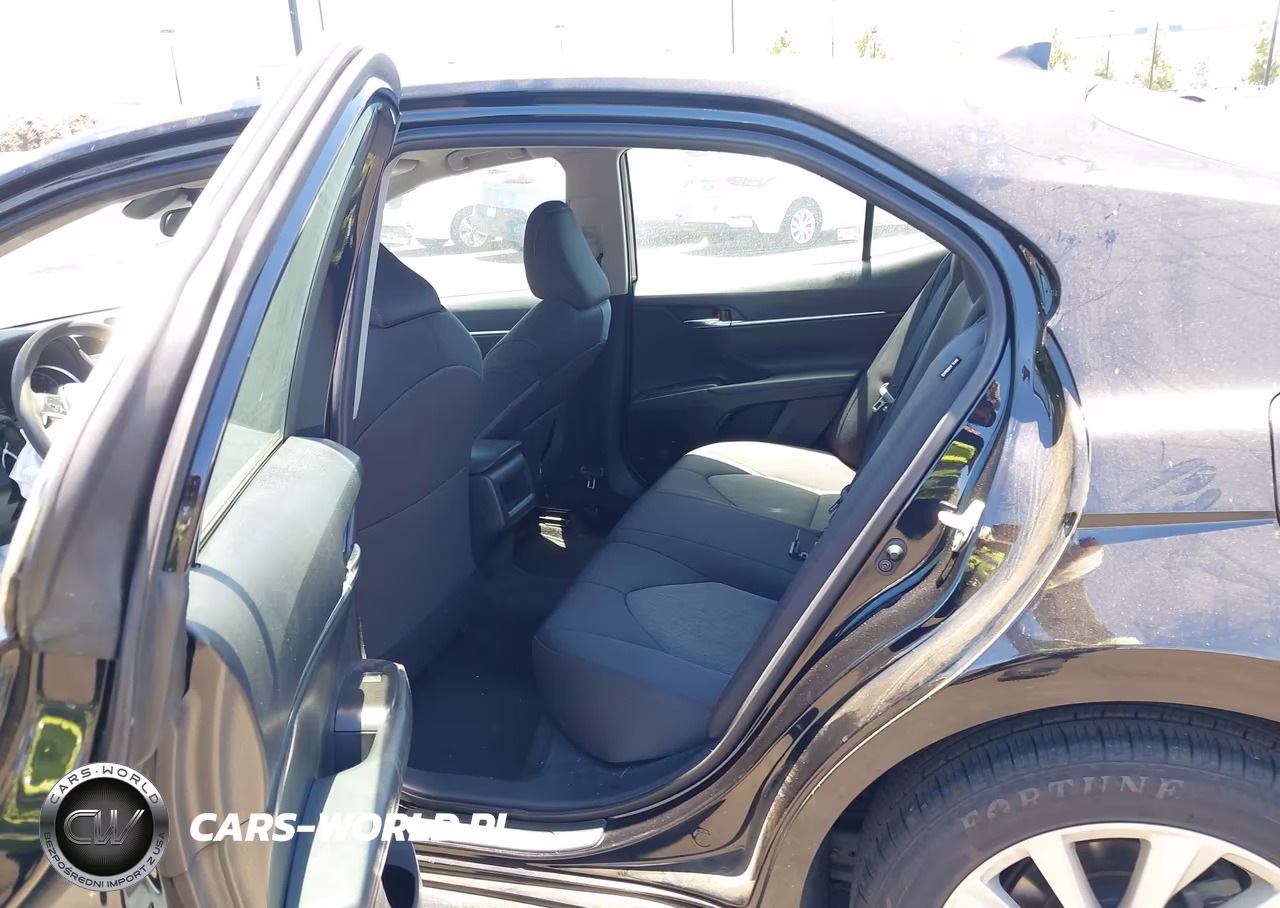 2021 Toyota Camry Le VIN:4T1C11AK1MU497358 - 8