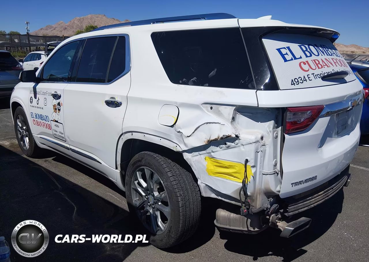 2019 Chevrolet Traverse Premier VIN:1GNERKKW9KJ117007 - 3