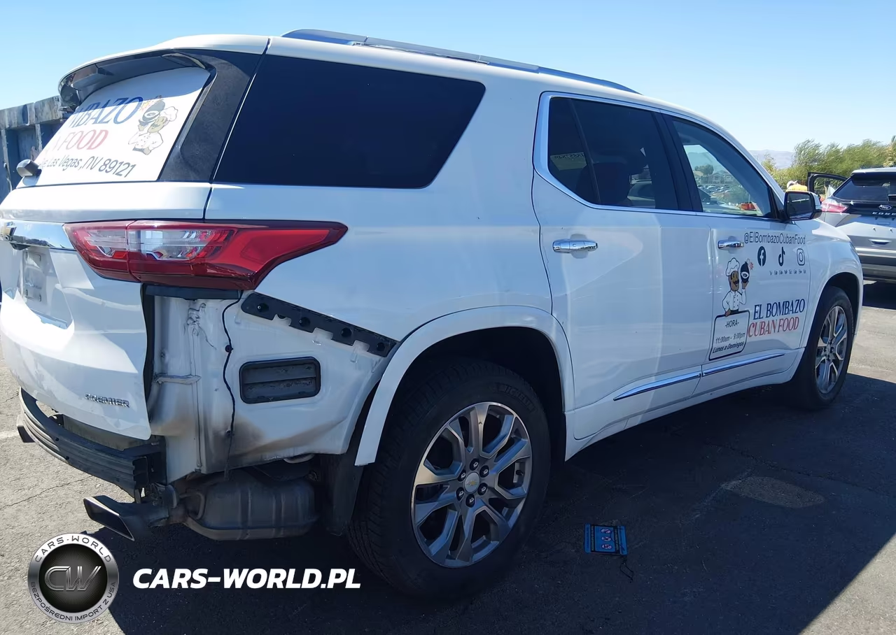 2019 Chevrolet Traverse Premier VIN:1GNERKKW9KJ117007 - 4