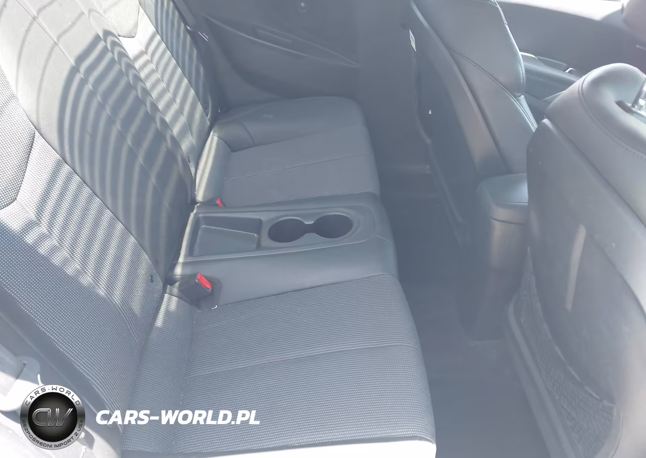 2014 Hyundai Veloster Base W-Black VIN:KMHTC6AD9EU208950 - 8