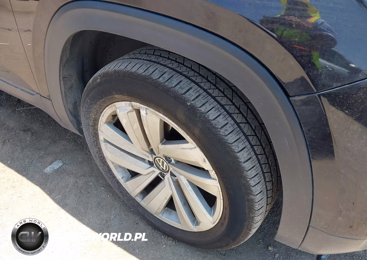 2020 Volkswagen Atlas Cross Sport 3.6L V6 Se W-Technology-3.6L V6 Se W-Technology R-Line VIN:1V25E2CA4LC231959 - 6