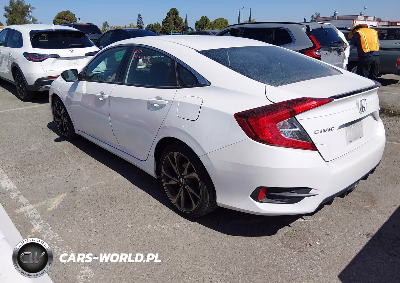 2020 Honda Civic Sport VIN:2HGFC2F8XLH572429 - 3
