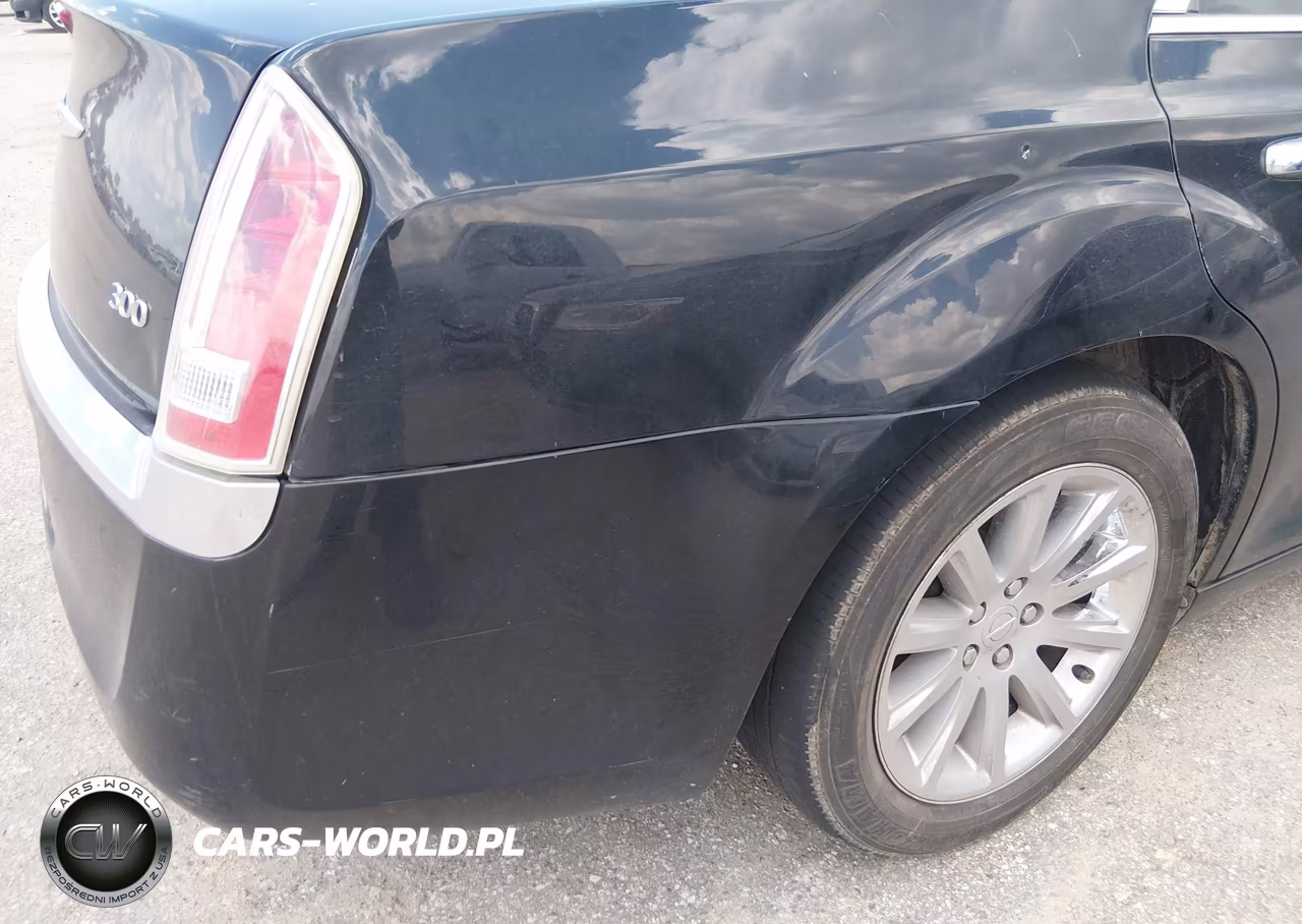 2012 Chrysler 300 Limited VIN:2C3CCACG7CH182237 - 13
