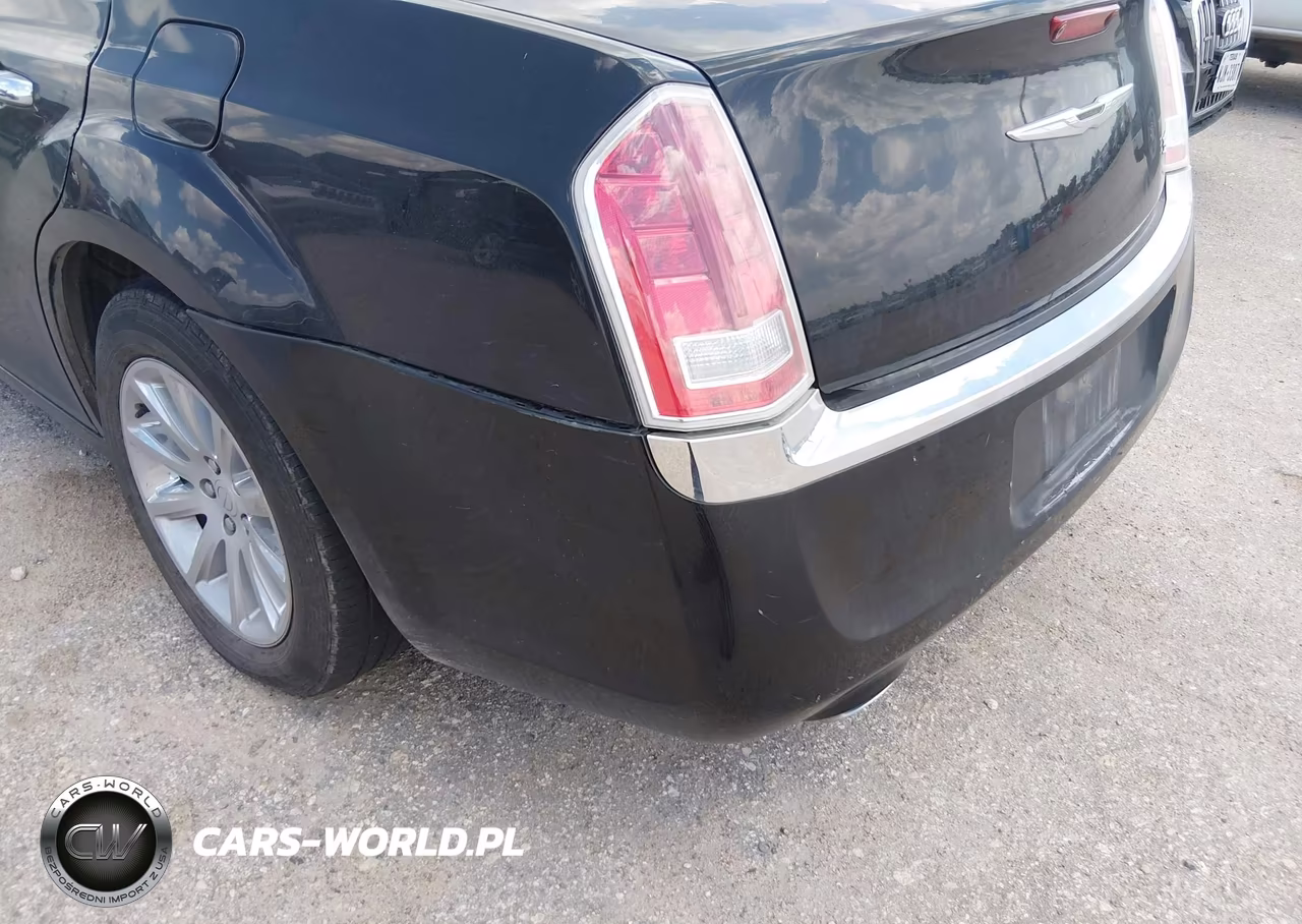 2012 Chrysler 300 Limited VIN:2C3CCACG7CH182237 - 14