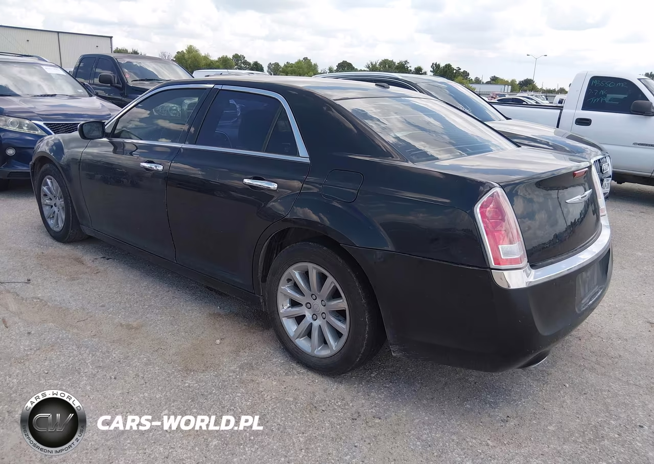 2012 Chrysler 300 Limited VIN:2C3CCACG7CH182237 - 3