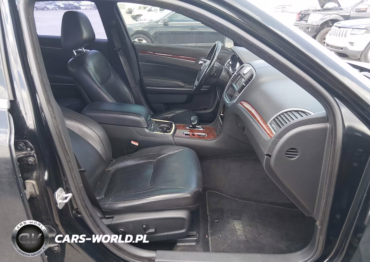 2012 Chrysler 300 Limited VIN:2C3CCACG7CH182237 - 5