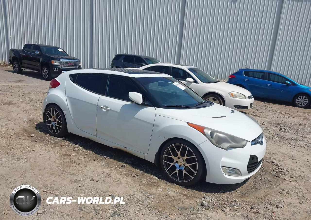 2012 Hyundai Veloster Base W-Red-Black