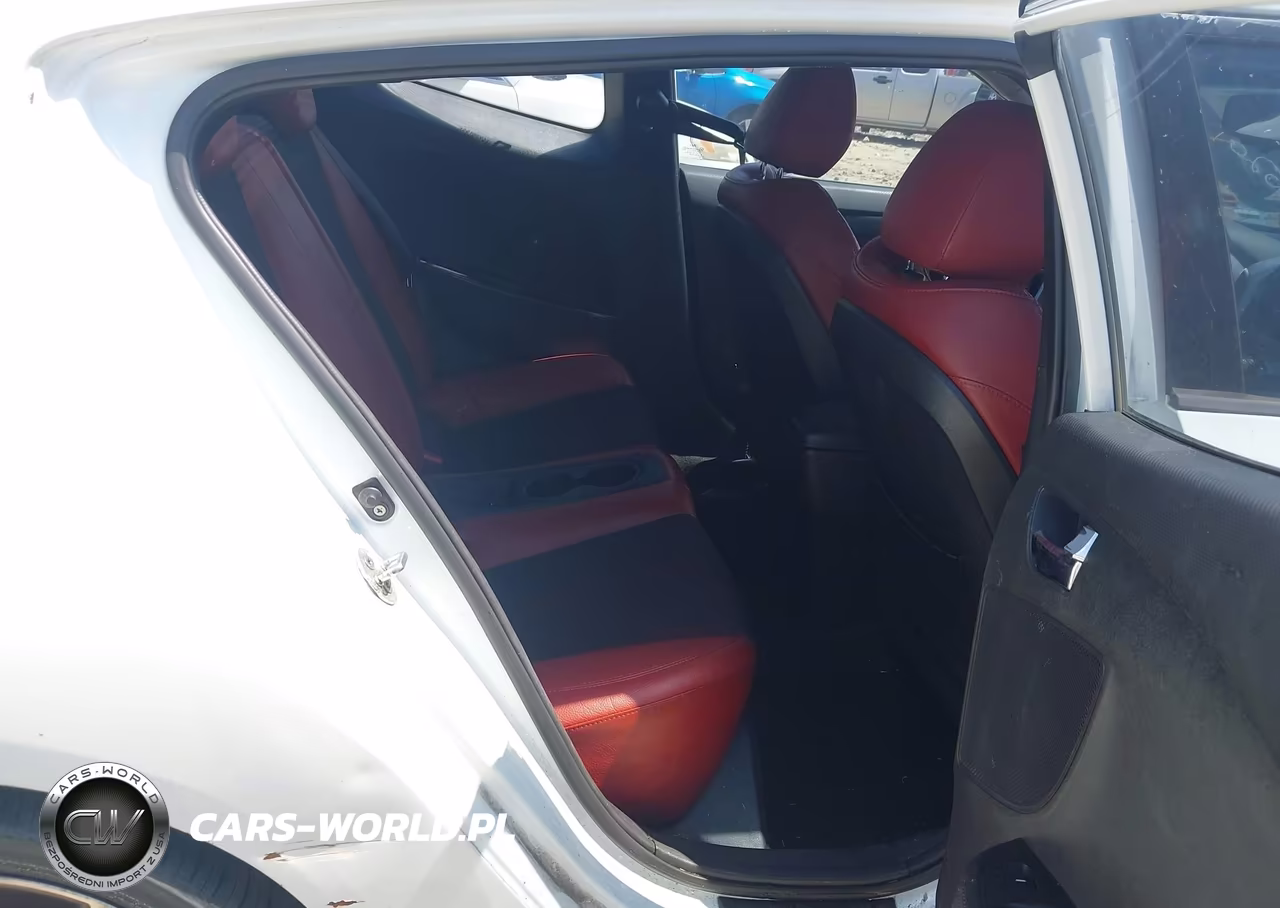 2012 Hyundai Veloster Base W-Red-Black VIN:KMHTC6AD4CU026201 - 8