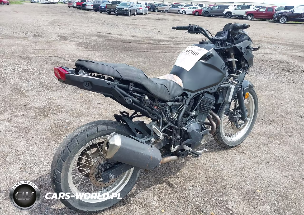 2017 Kawasaki Kle300 C VIN:JKALE8C15HDA00739 - 4