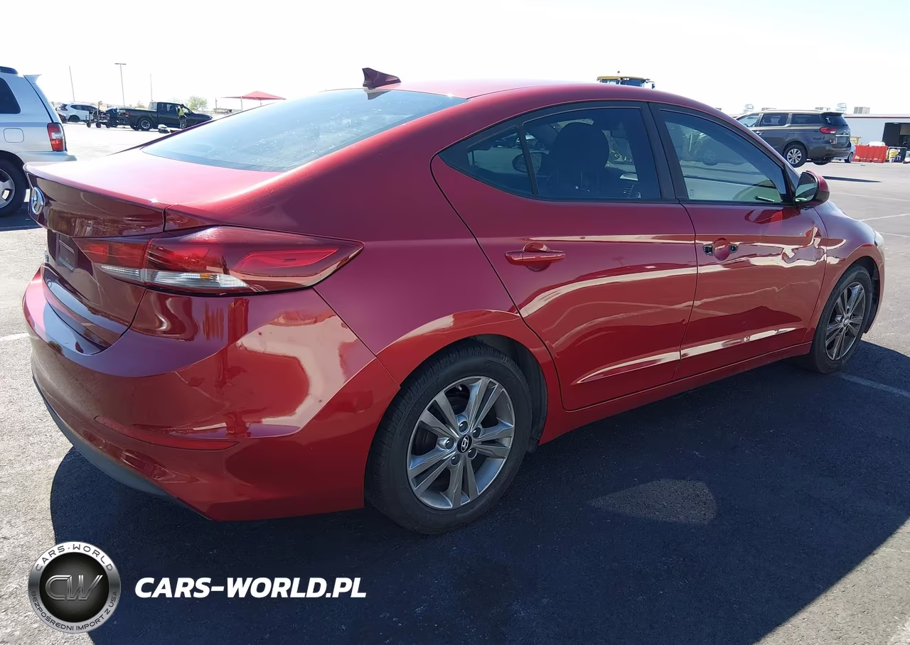 2017 Hyundai Elantra Se VIN:KMHD84LF3HU072523 - 4