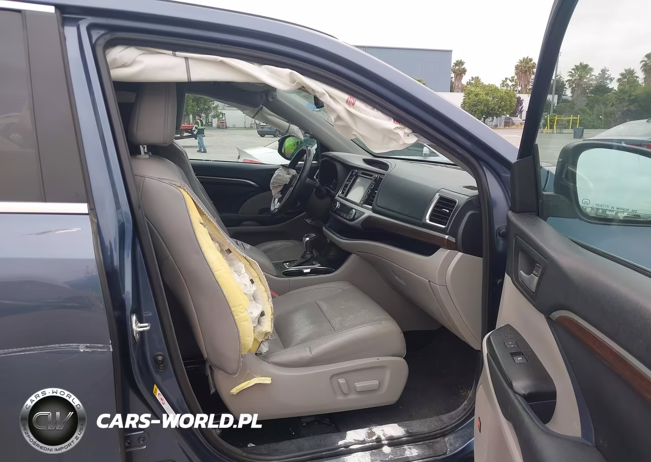 2014 Toyota Highlander Limited V6 VIN:5TDYKRFH8ES011699 - 5