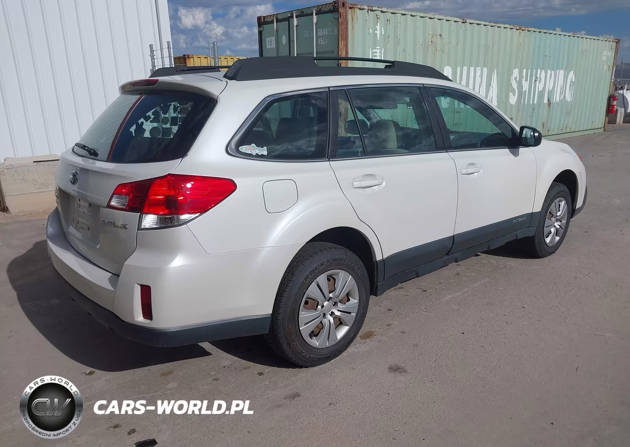 2013 Subaru Outback 2.5I VIN:4S4BRCAC6D3284114 - 4