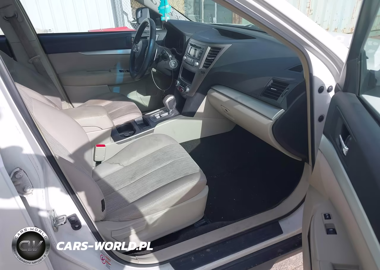 2013 Subaru Outback 2.5I VIN:4S4BRCAC6D3284114 - 5
