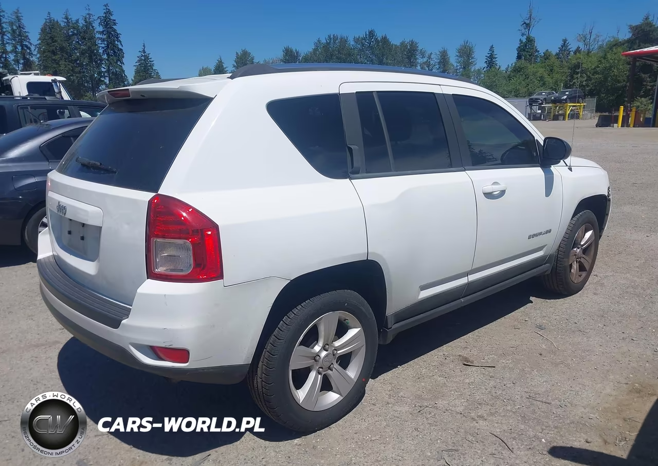 2011 Jeep Compass VIN:1J4NT1FA4BD243187 - 4