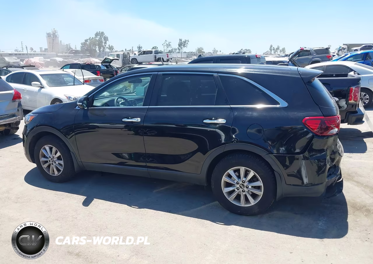 2019 Kia Sorento 2.4L L VIN:5XYPG4A37KG593489 - 14