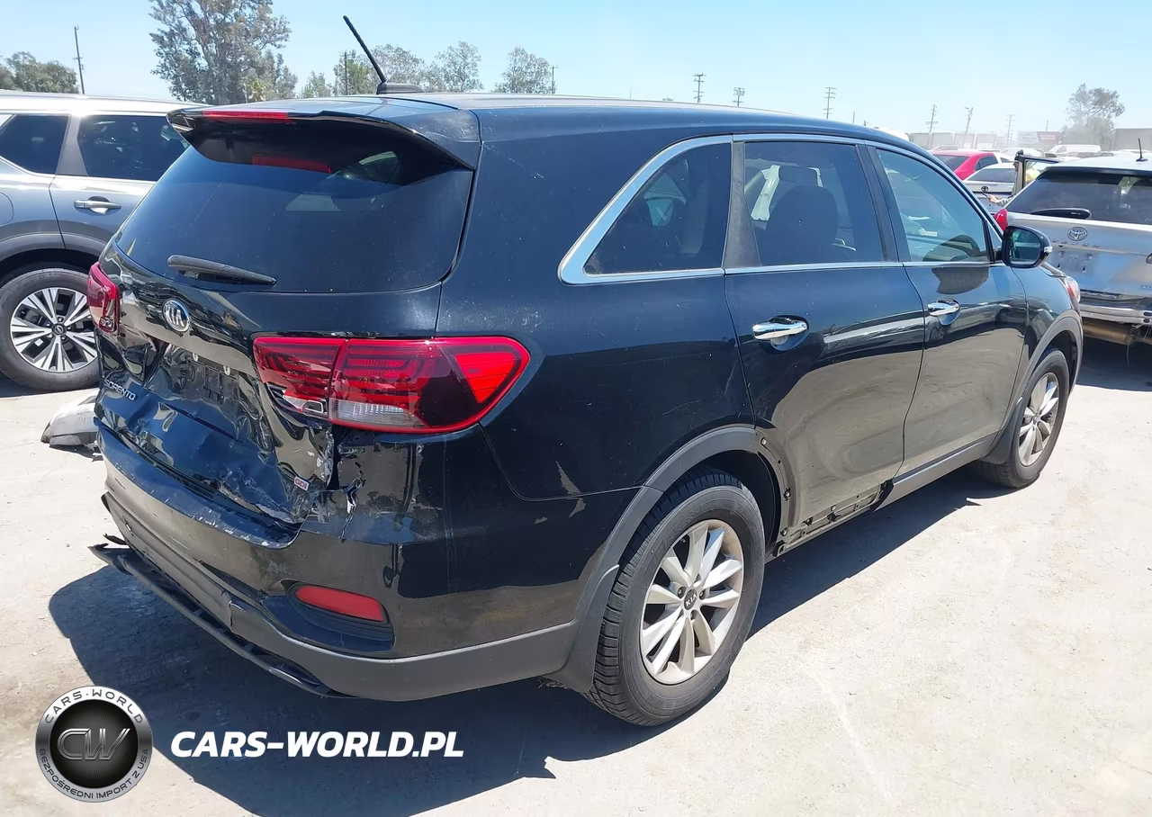 2019 Kia Sorento 2.4L L VIN:5XYPG4A37KG593489 - 4