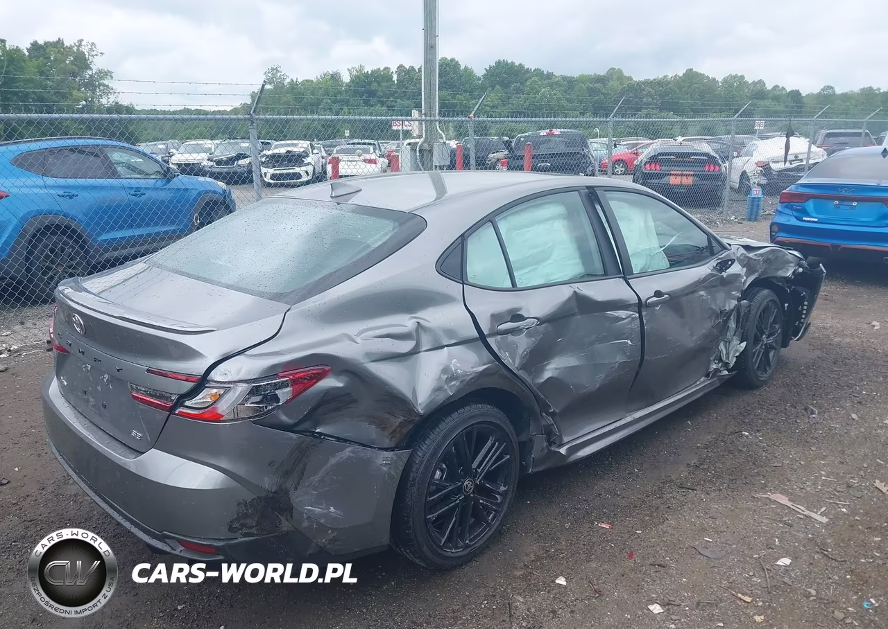 2026 Toyota Camry Se VIN:4T1DAACK0TU288371 - 4