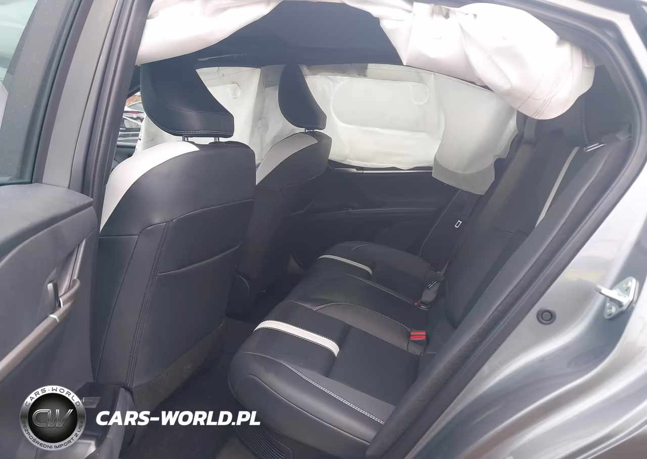 2026 Toyota Camry Se VIN:4T1DAACK0TU288371 - 8