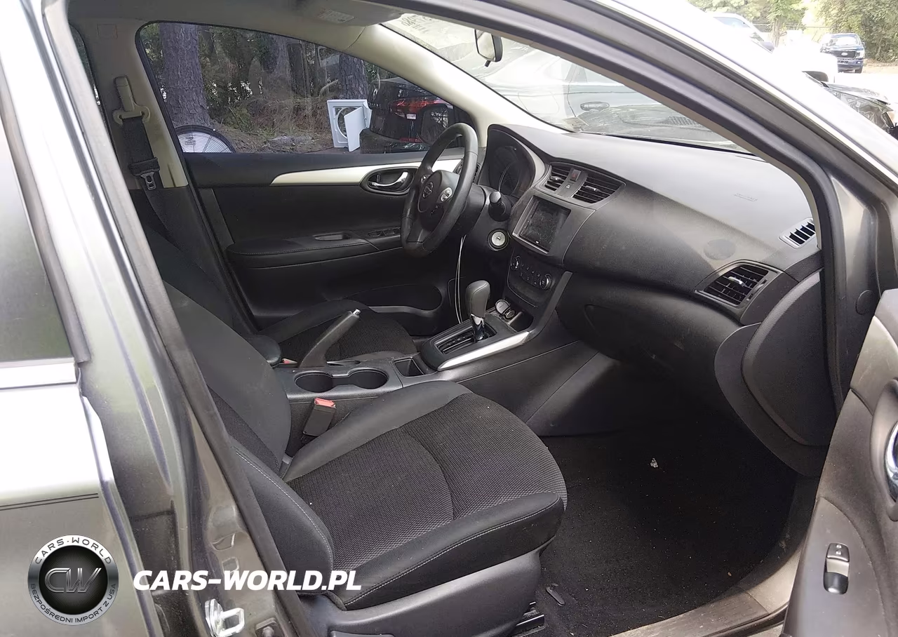 2019 Nissan Sentra S VIN:3N1AB7AP7KY215356 - 5