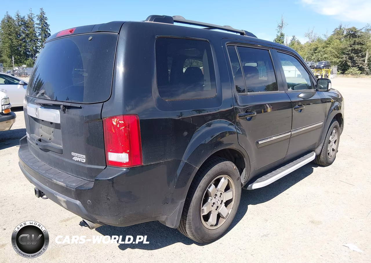 2010 Honda Pilot Touring VIN:5FNYF4H82AB038481 - 4