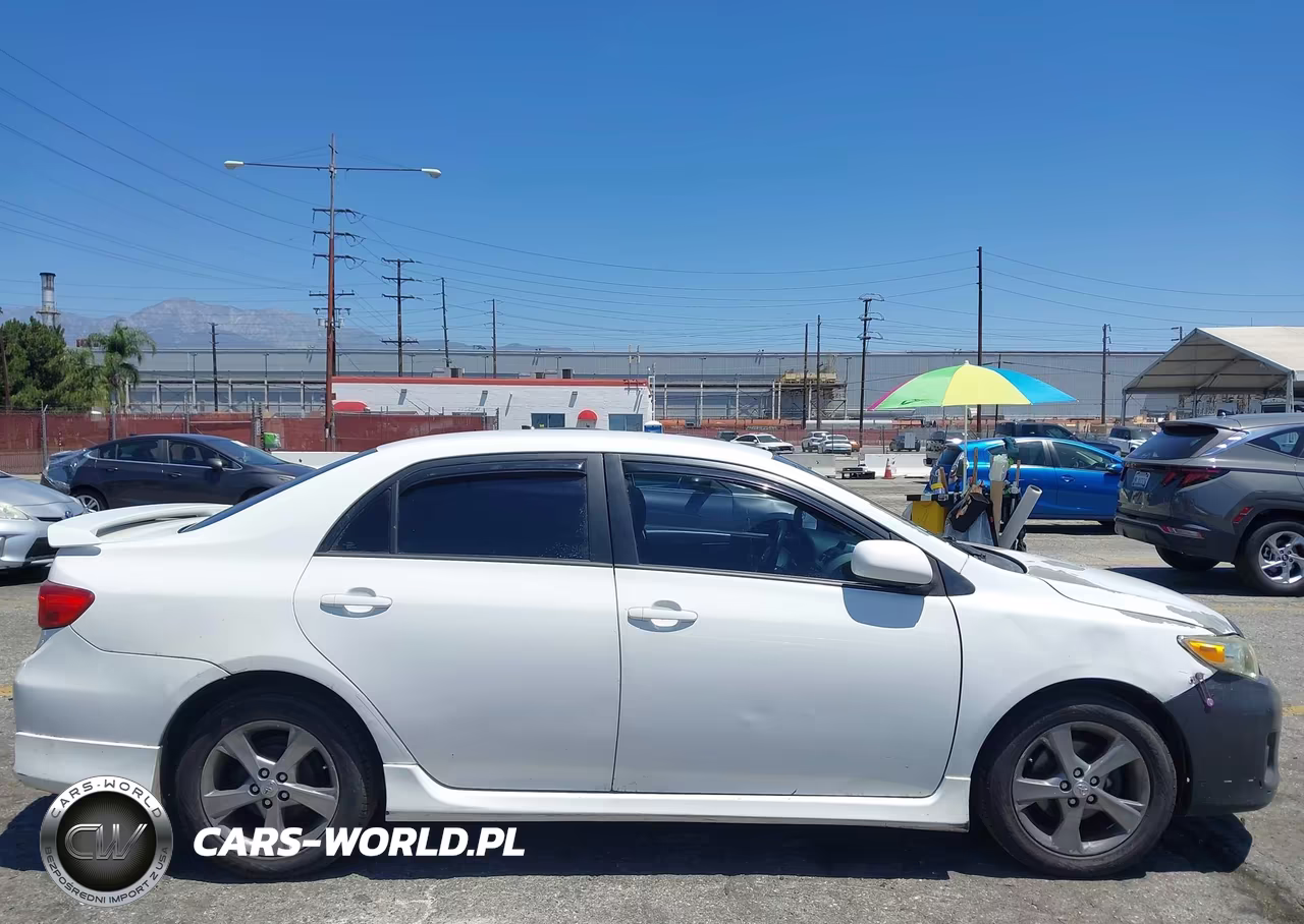 2013 Toyota Corolla S VIN:5YFBU4EEXDP183914 - 18