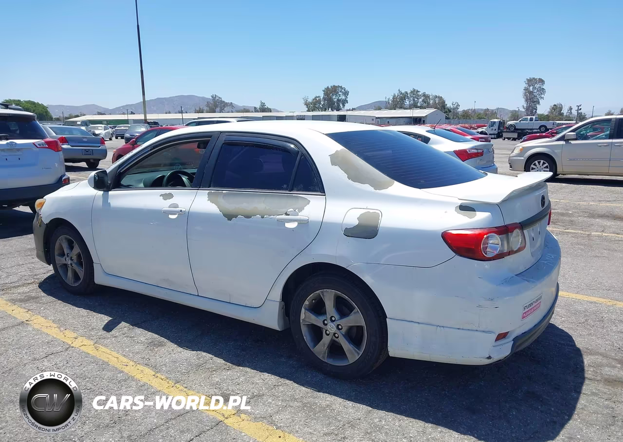 2013 Toyota Corolla S VIN:5YFBU4EEXDP183914 - 3
