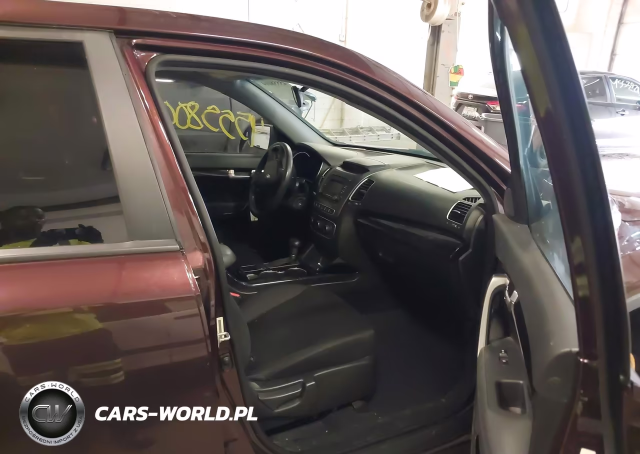 2015 Kia Sorento Lx VIN:5XYKT3A67FG621839 - 5