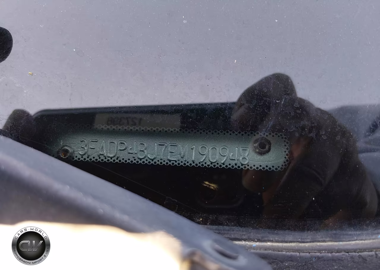 2014 Ford Fiesta Se VIN:3FADP4BJ7EM190948 - 9