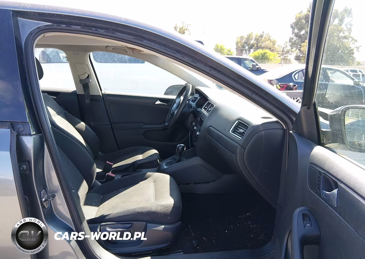 2012 Volkswagen Jetta 2.0L S VIN:3VW2K7AJ0CM395234 - 5