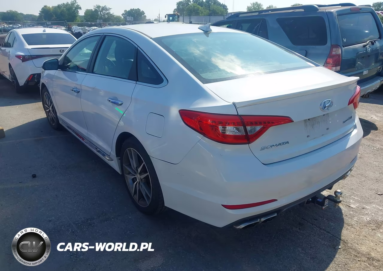 2015 Hyundai Sonata Sport 2.0T VIN:5NPE34AB0FH073594 - 3